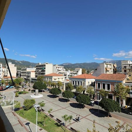 Spacious View Of Central Square Kalamata Exteriör bild