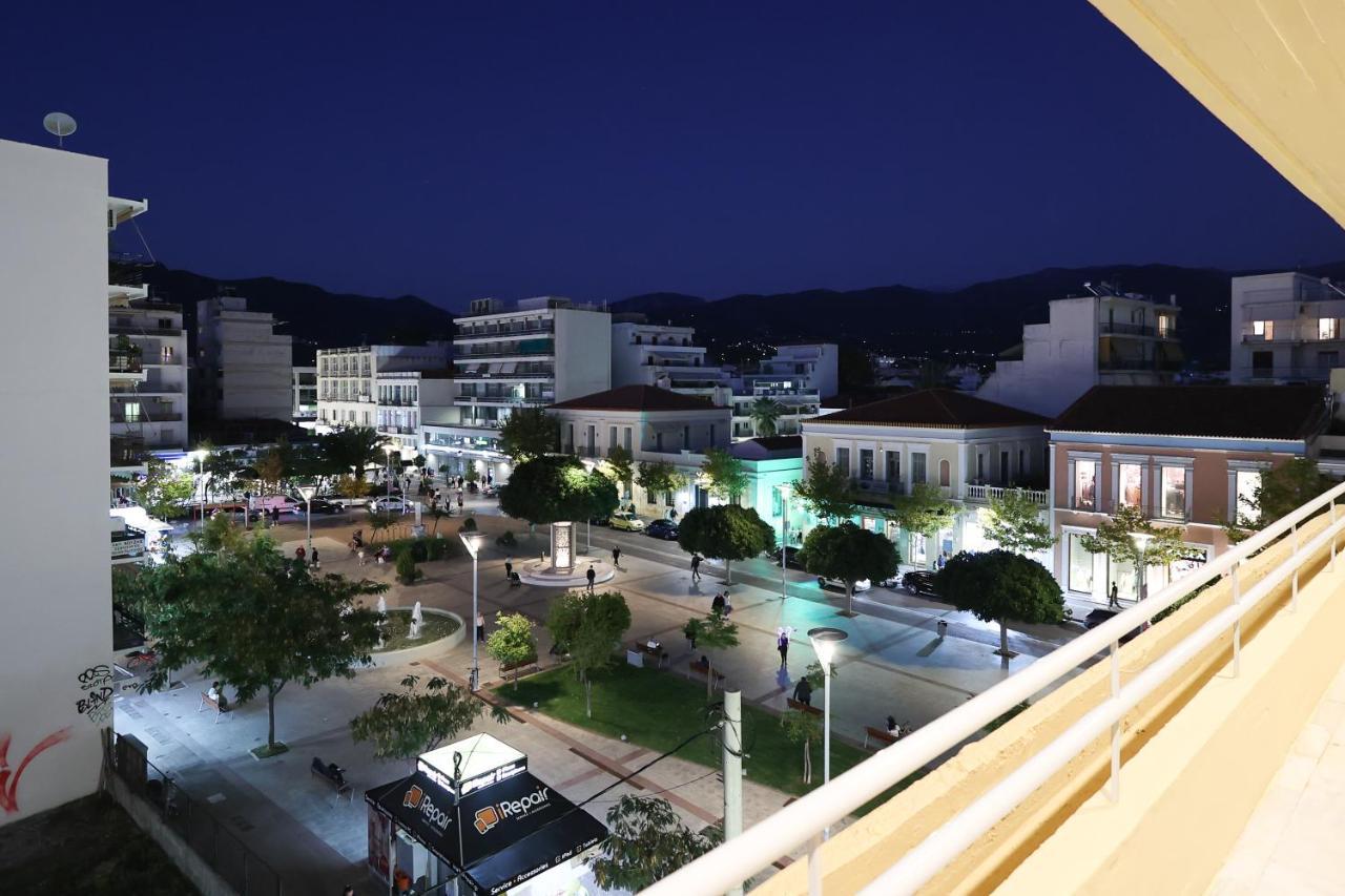 Spacious View Of Central Square Kalamata Exteriör bild